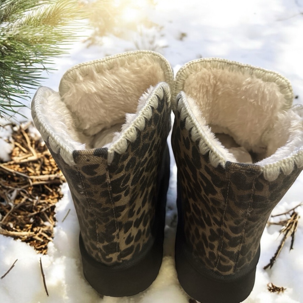 NWT leopard Print Low Top Boots - Picture 4 of 4